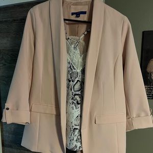 Gorgeous blazer New!!